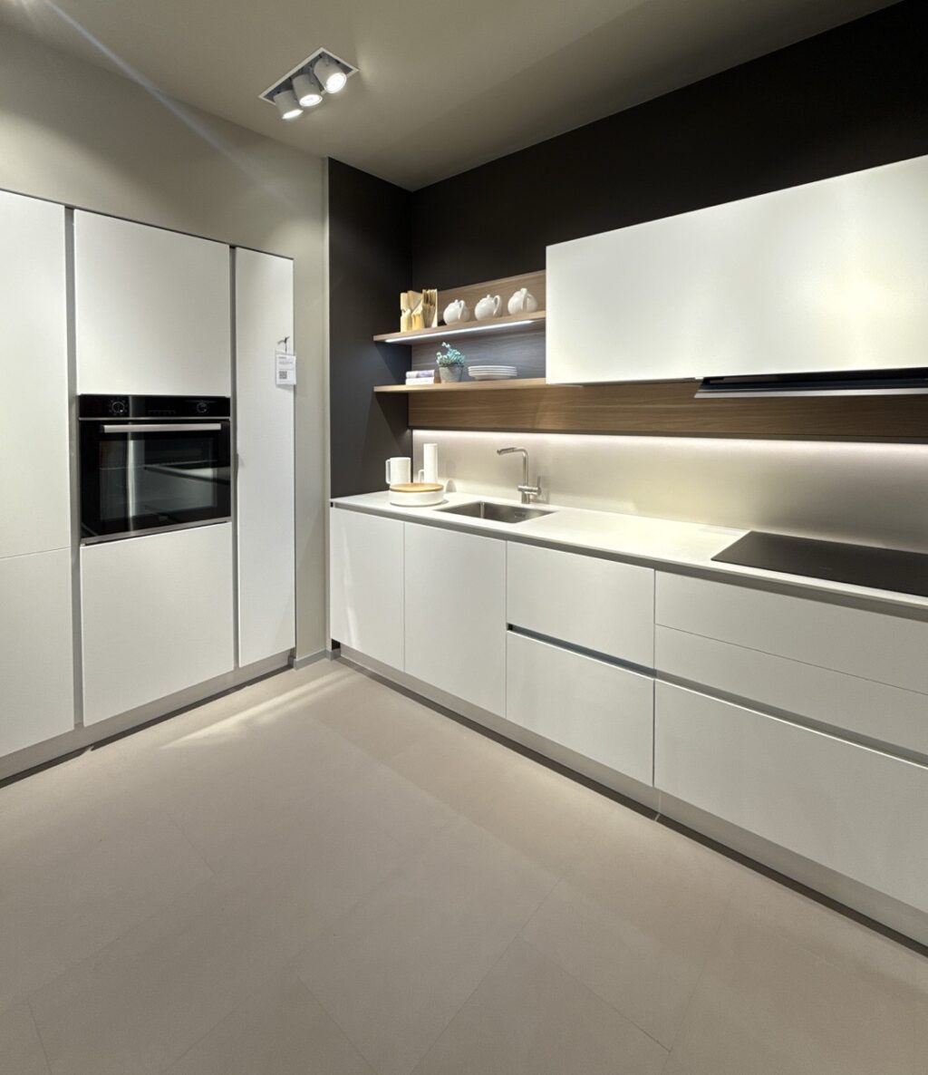 FB858D8D-3825-4CCD-8B10-D86E3397C0E6 2 – dimensioni grandi